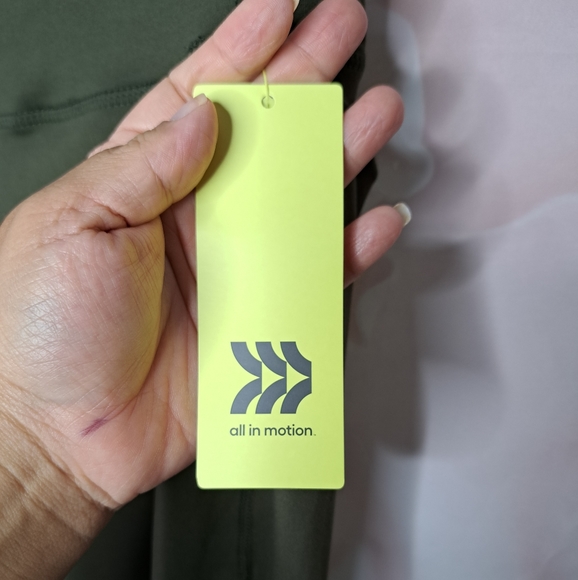 NWT All In Motion Simplicity Twist High Rise Leggings in Olive Green - Picture 6 of 11